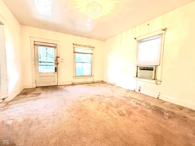 2940 Highland Place, Indianapolis, IN 46208