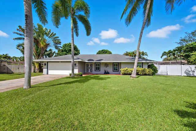 12139 Big Cone Court, Wellington, FL 33414