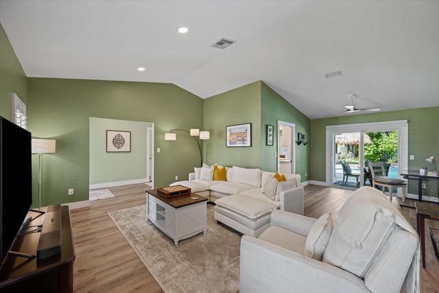 12139 Big Cone Court, Wellington, FL 33414