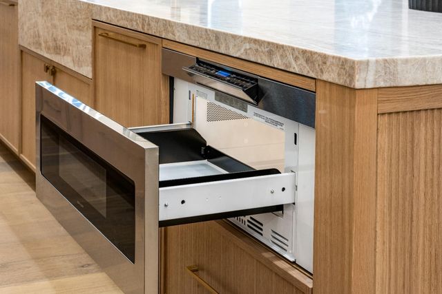 9065 Gilardi Rd, Newcastle, CA 95658