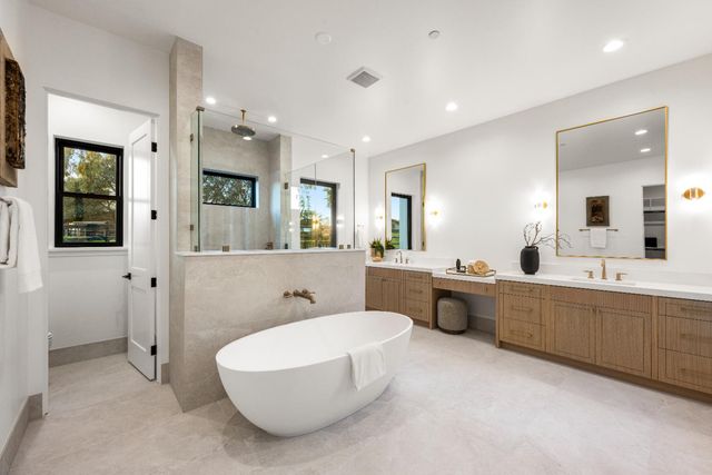 9065 Gilardi Rd, Newcastle, CA 95658