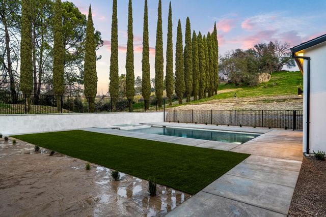 9065 Gilardi Rd, Newcastle, CA 95658