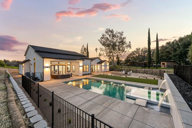 9065 Gilardi Rd, Newcastle, CA 95658