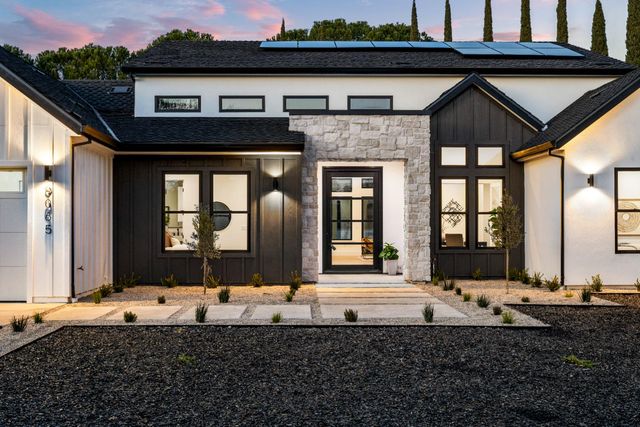 9065 Gilardi Rd, Newcastle, CA 95658