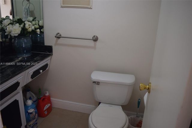 3940 NW 42nd Avenue 316, Lauderdale Lakes, FL 33319