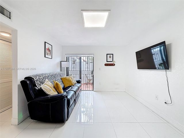 1291 SW 124th Ct 19-B, Miami, FL 33184