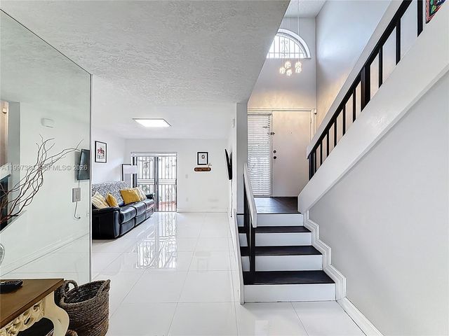1291 SW 124th Ct 19-B, Miami, FL 33184
