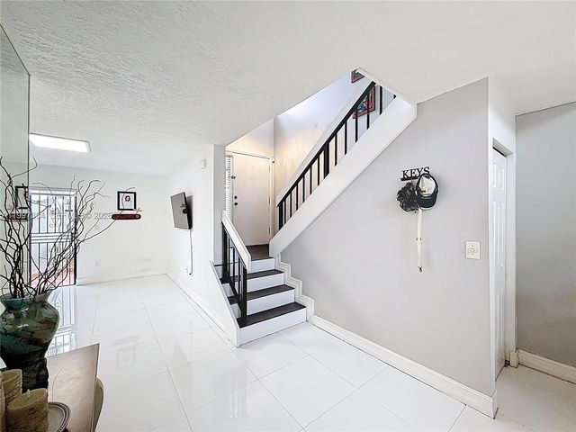 1291 SW 124th Ct 19-B, Miami, FL 33184
