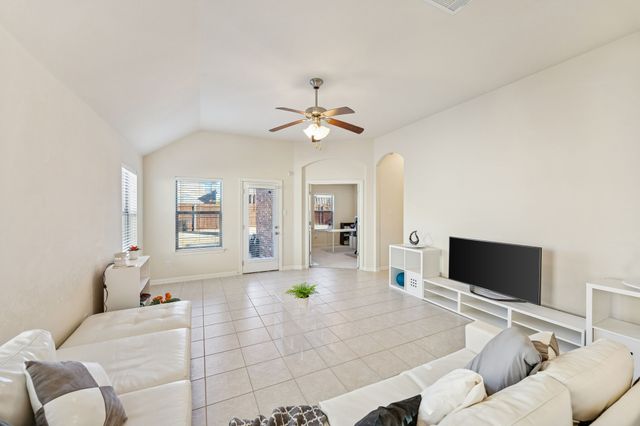 11609 Beach Street, Frisco, TX 75036