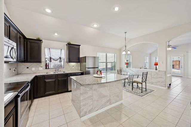 11609 Beach Street, Frisco, TX 75036