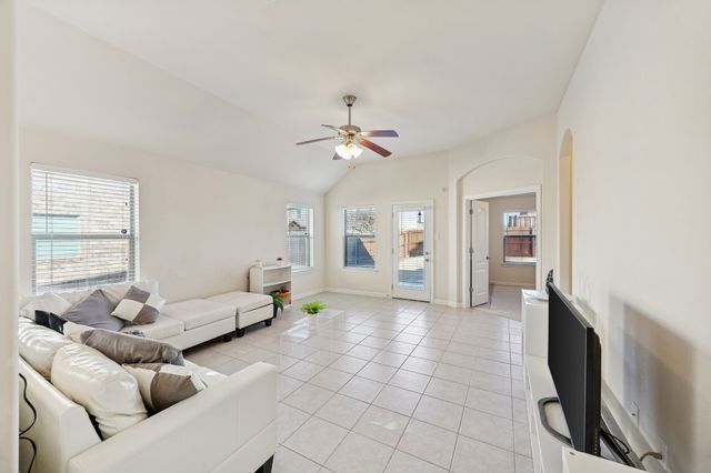 11609 Beach Street, Frisco, TX 75036