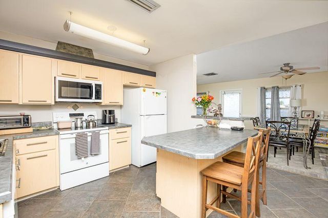 734 SE Arton Lane, Port St. Lucie, Port St Lucie, FL 34983