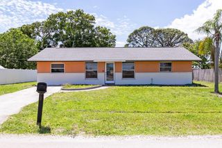 734 SE Arton Lane, Port St. Lucie, Port St Lucie, FL 34983