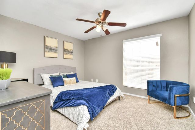 12211 Fondren 102, Houston, TX 77035