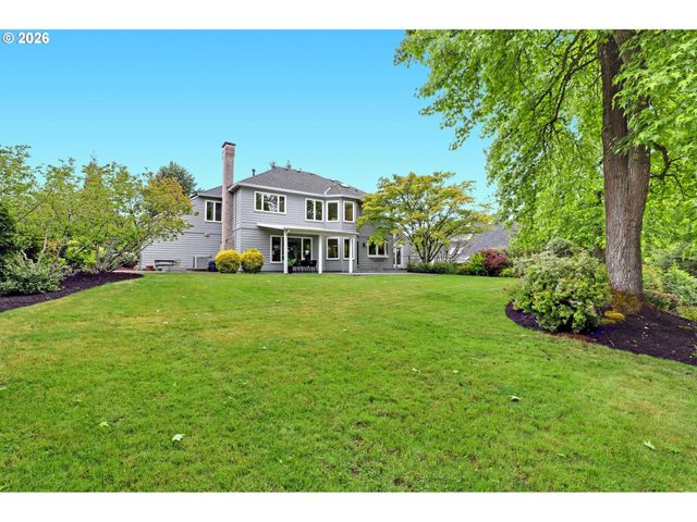 2715 Nw LINMERE Dr, Portland, OR 97229