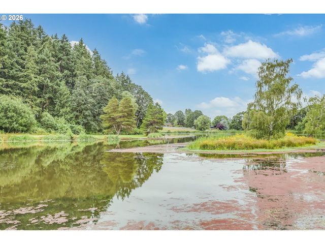 2715 Nw LINMERE Dr, Portland, OR 97229