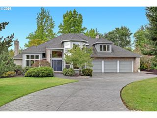 2715 Nw LINMERE Dr, Portland, OR 97229