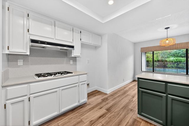 1814 Darwin Way, El Dorado Hills, CA 95762