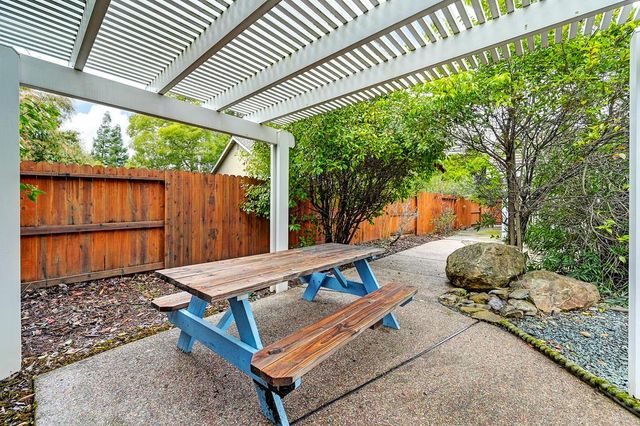 1814 Darwin Way, El Dorado Hills, CA 95762