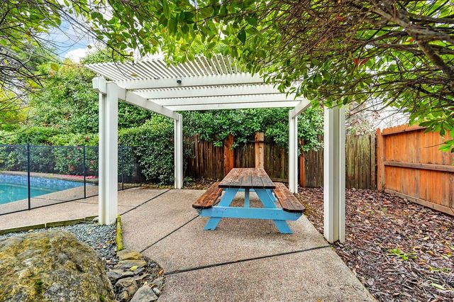 1814 Darwin Way, El Dorado Hills, CA 95762