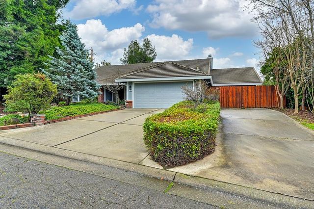 1814 Darwin Way, El Dorado Hills, CA 95762