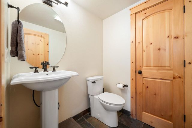 13239 Northwoods Blvd Unit B, Truckee, CA 96161