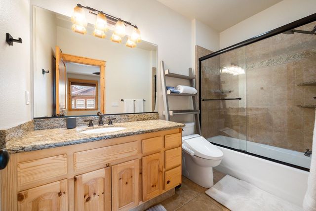 13239 Northwoods Blvd Unit B, Truckee, CA 96161