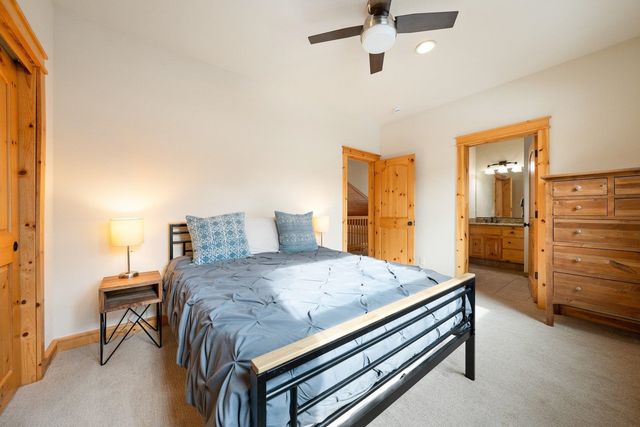 13239 Northwoods Blvd Unit B, Truckee, CA 96161