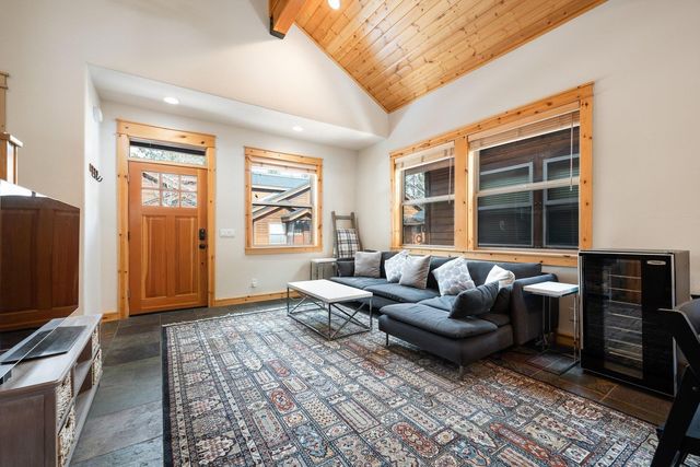 13239 Northwoods Blvd Unit B, Truckee, CA 96161