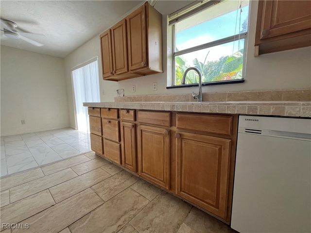 1275 Old Bridge RD, North Fort Myers, FL 33917