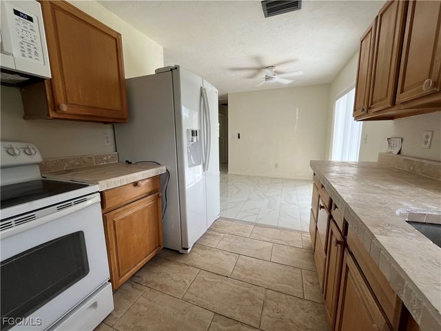 1275 Old Bridge RD, North Fort Myers, FL 33917