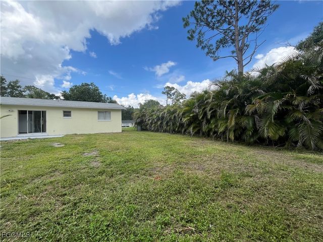 1275 Old Bridge RD, North Fort Myers, FL 33917