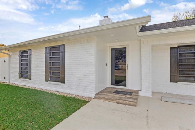 2511 Nelwood Drive, Houston, TX 77038