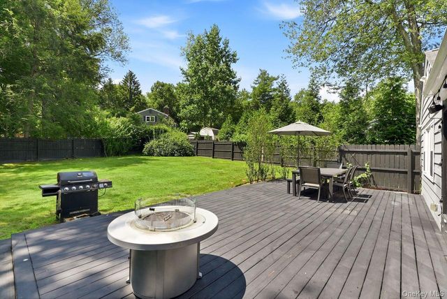 5 Deer Meadow Drive, West Nyack, NY 10994