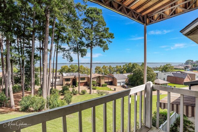 5713 S Lakeshore Drive, Shreveport, LA 71119