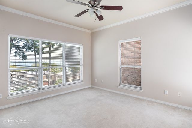 5713 S Lakeshore Drive, Shreveport, LA 71119