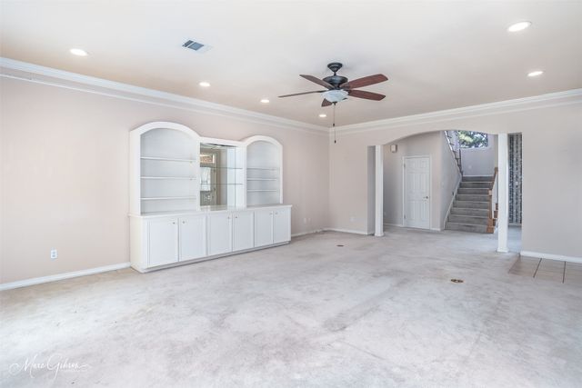 5713 S Lakeshore Drive, Shreveport, LA 71119