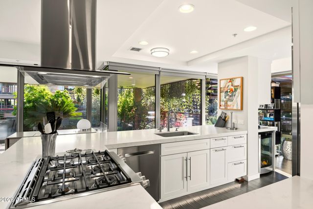 7141 E RANCHO VISTA Drive 5001, Scottsdale, AZ 85251