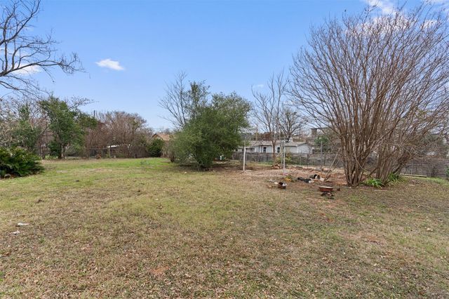 1731 Hillcrest LN, Austin, TX 78721