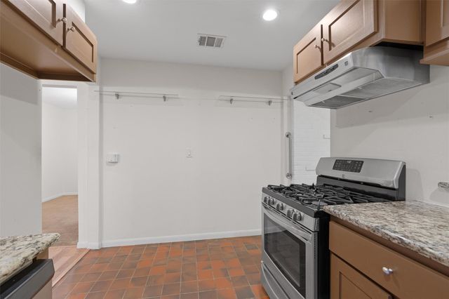 1731 Hillcrest LN, Austin, TX 78721