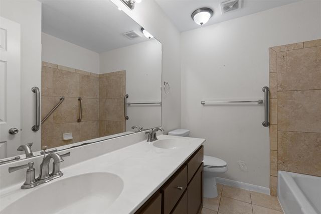 1731 Hillcrest LN, Austin, TX 78721