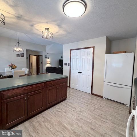 6071 GREENBRIAR COURT, Fayetteville, PA 17222