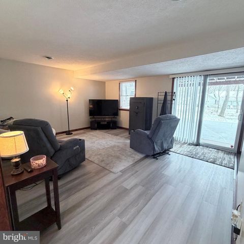 6071 GREENBRIAR COURT, Fayetteville, PA 17222