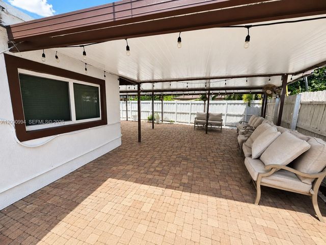 120 S 56th Ave, Hollywood, FL 33023