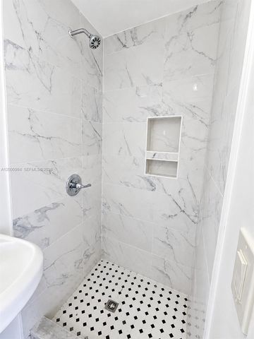 120 S 56th Ave, Hollywood, FL 33023