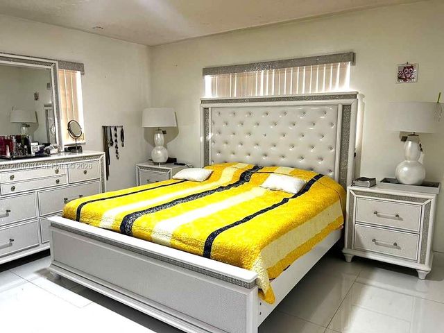 120 S 56th Ave, Hollywood, FL 33023