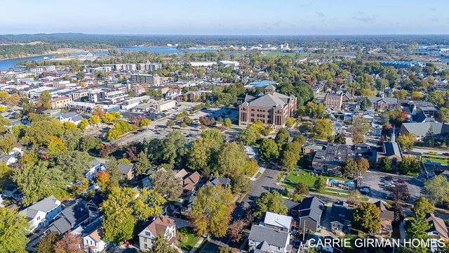 201 S 5th Street, Grand Haven, MI 49417