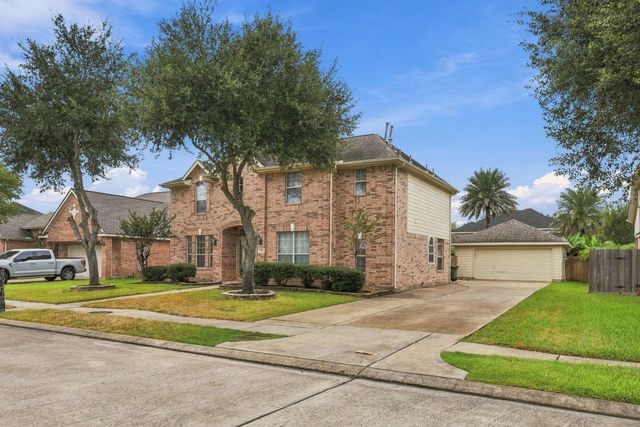 2122 Fortuna Bella Drive, Pearland, TX 77581