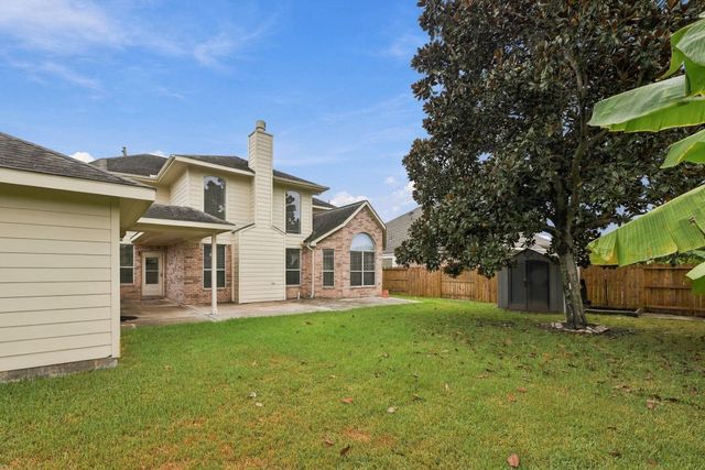 2122 Fortuna Bella Drive, Pearland, TX 77581