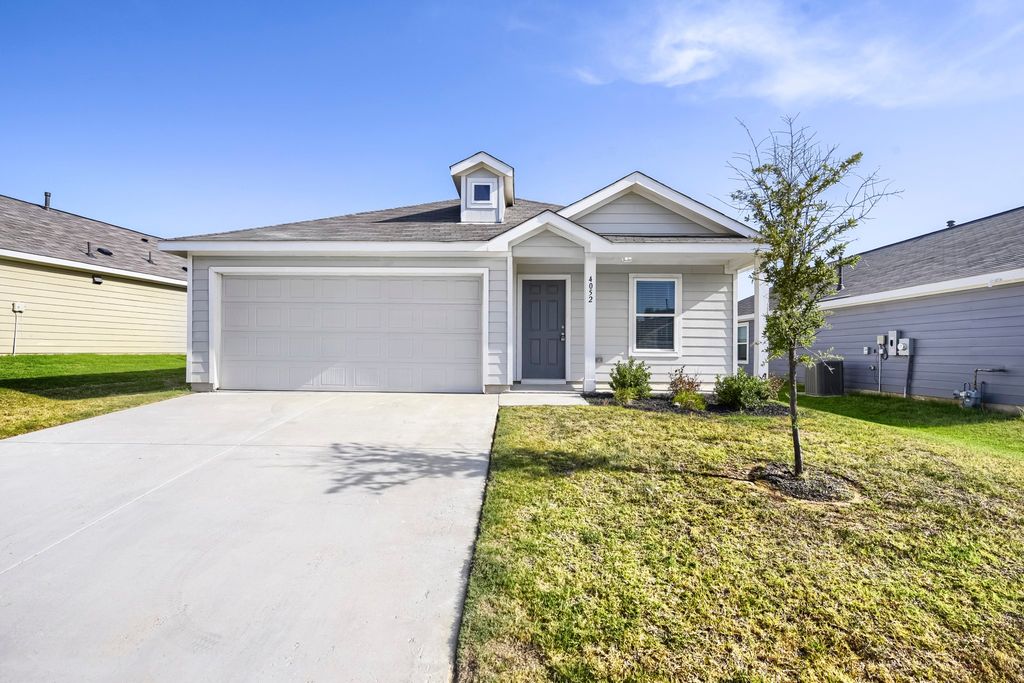 4052 Dublin Ridge Drive, Fort Worth, TX 76036